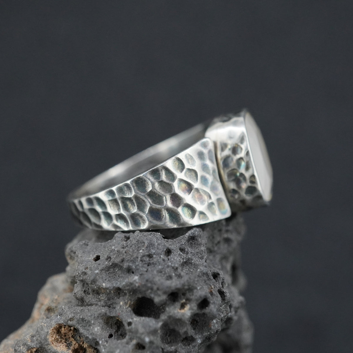 Scottish Chalcedony Hammered Effect Sterling Silver Ring image 3