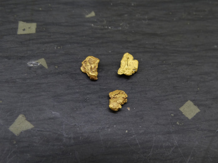 Scottish Highlands Gold Large 'Picker' Nuggets, 2015 - 0.752g image 0