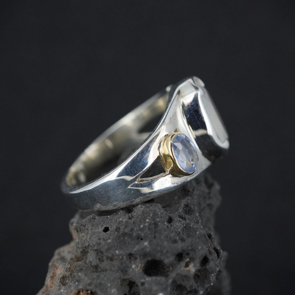 Scottish Chalcedony & Sapphire Sterling Silver Ring image 3