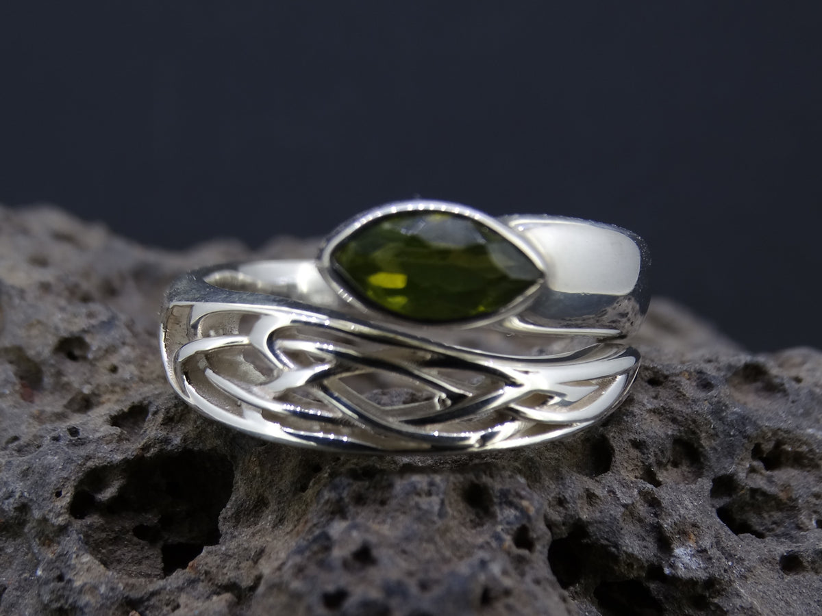 Peridot Sterling Silver Ring image 0
