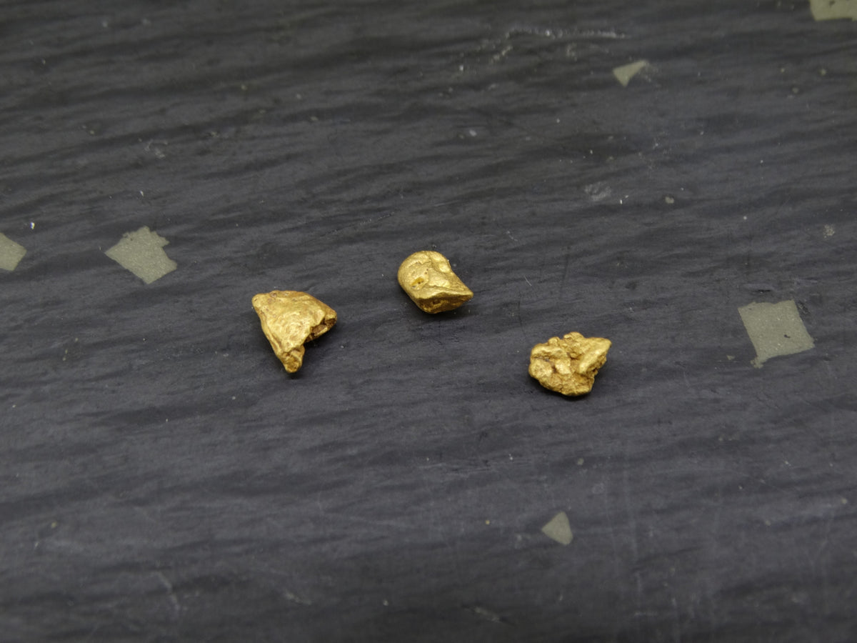 Scottish Highlands Gold Large 'Picker' Nuggets, 2015 - 0.648g image 2