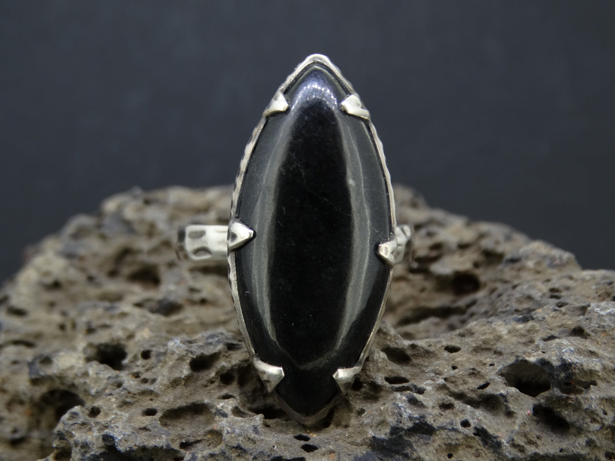 Edinburgh Castle Rock Sterling Silver Ring image 0