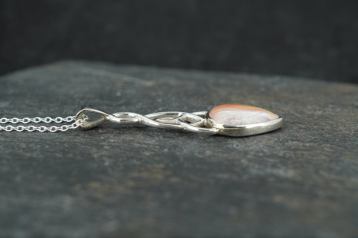 Scottish Fife Agate Sterling Silver Celtic Pendant image 2