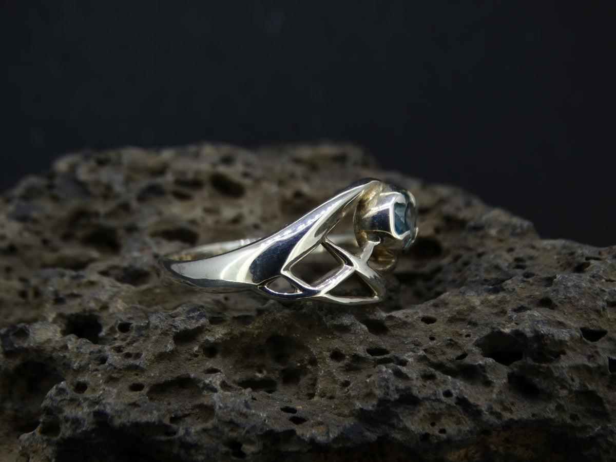 Blue Topaz Sterling Silver Ring image 3