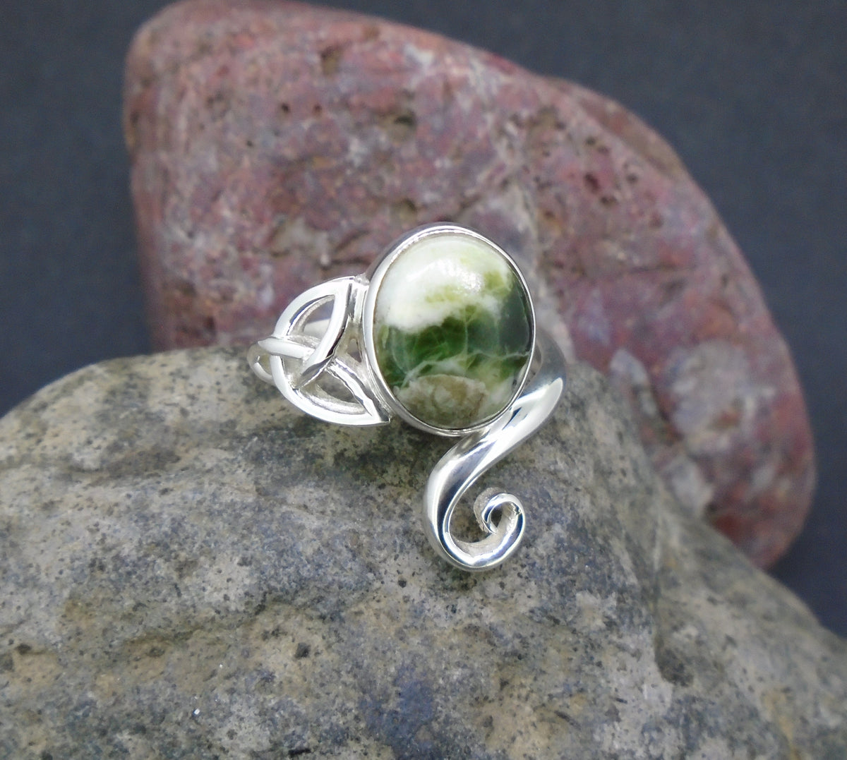 Skye Marble Celtic Sterling Silver Ring image 2