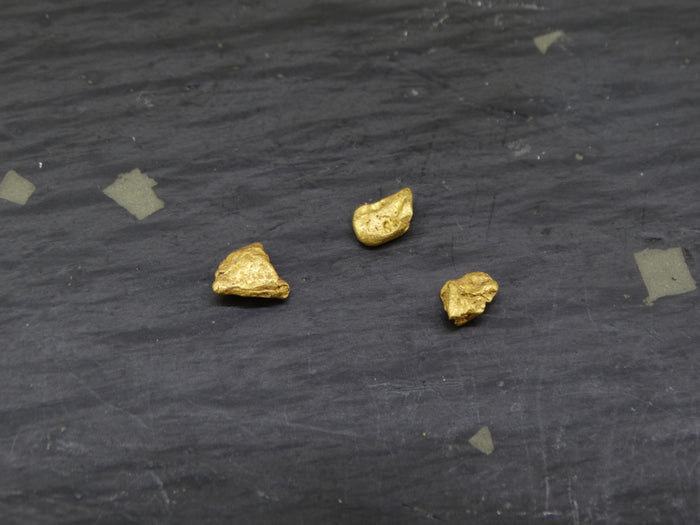 Scottish Highlands Gold Large 'Picker' Nuggets, 2015 - 0.648g image 0