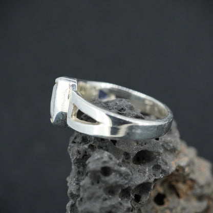 Scottish Chalcedony & Sapphire Sterling Silver Ring image 2