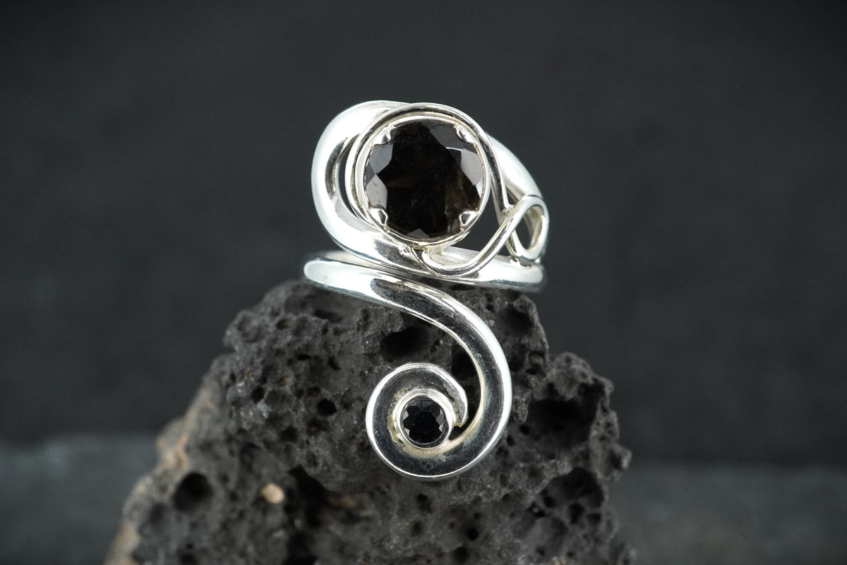 Cairngorm Quartz & Black Sapphire Sterling Silver Spiral Ring image 0