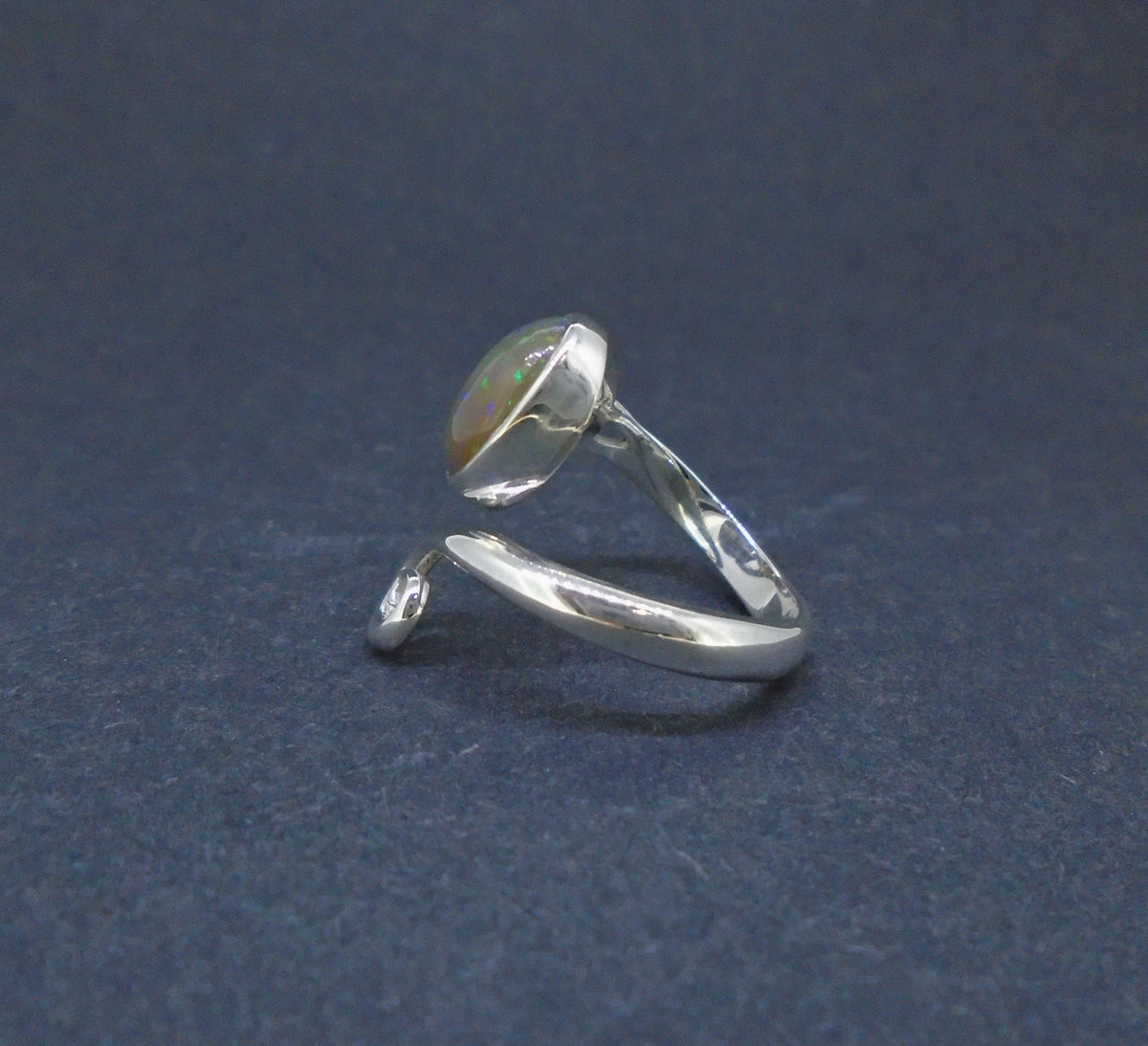 Welo Opal Sterling Silver Celtic Ring