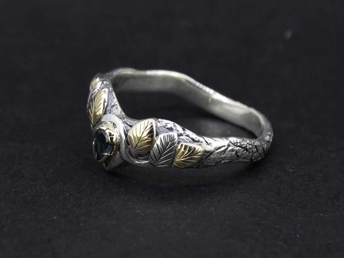Scottish Sapphire with Scottish Gold, Sterling Silver Ring