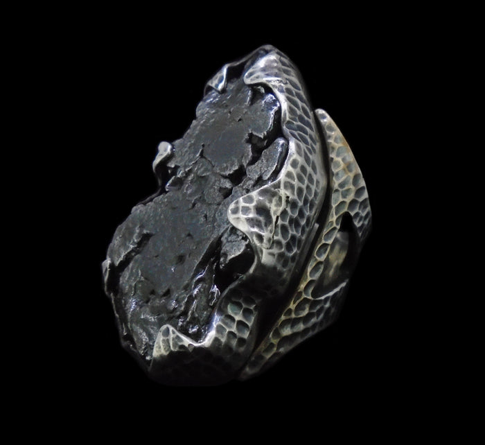 'Star-kindler' Colossal Meteorite Sterling Silver Ring