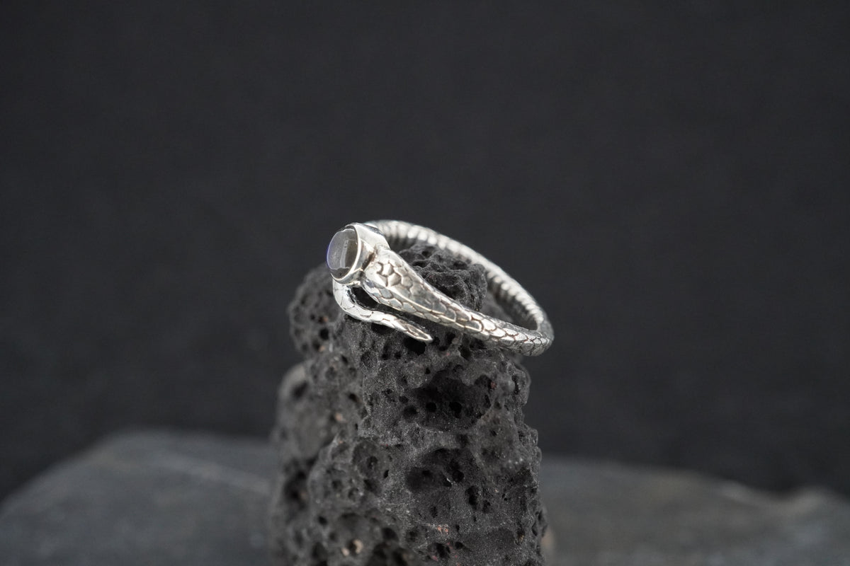 Labradorite Sterling Silver Serpent Ring