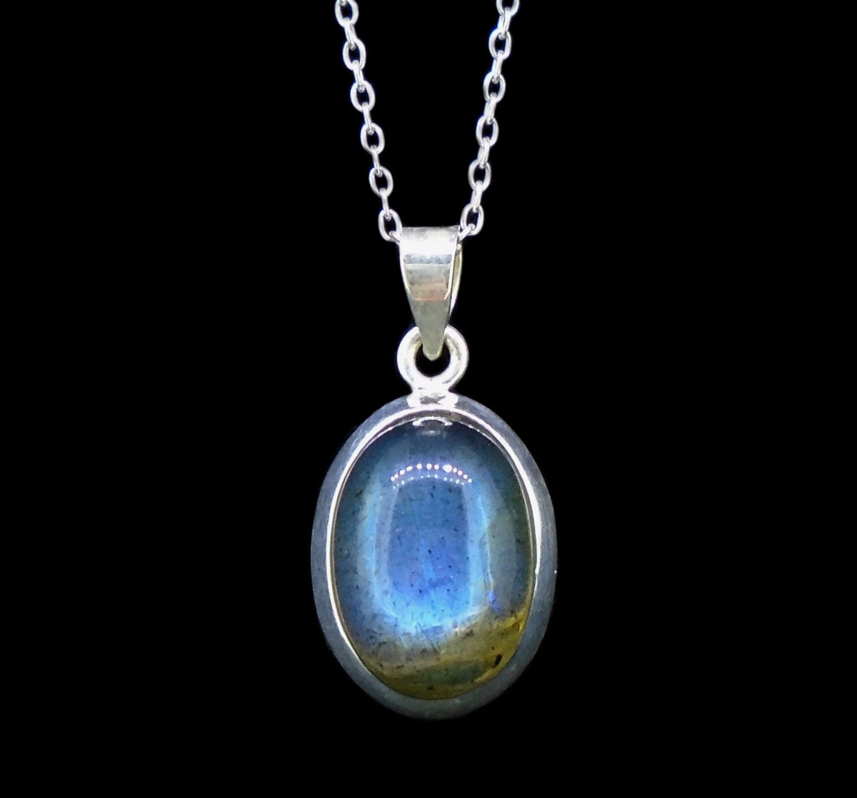 Simple Labradorite Sterling Silver Pendant