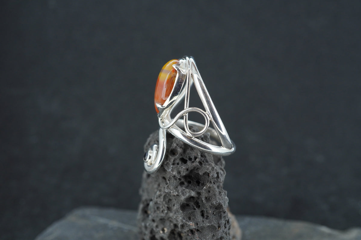 Burn Anne Agate & Sapphire Sterling Silver Ring