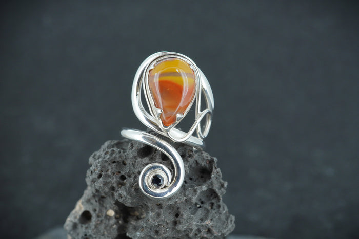 Burn Anne Agate & Sapphire Sterling Silver Ring