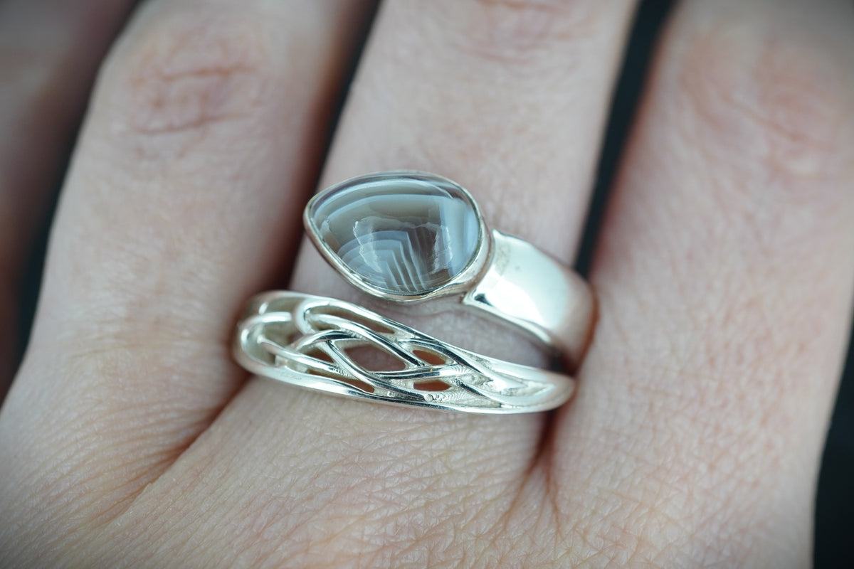 Scottish Ardownie Agate Sterling Silver Tail Ring