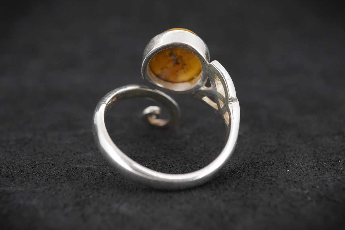 Burn Anne Agate Sterling Silver Celtic Ring