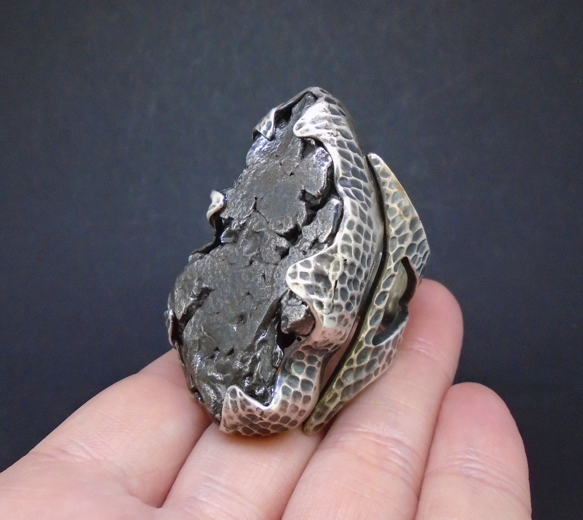 'Star-kindler' Colossal Meteorite Sterling Silver Ring