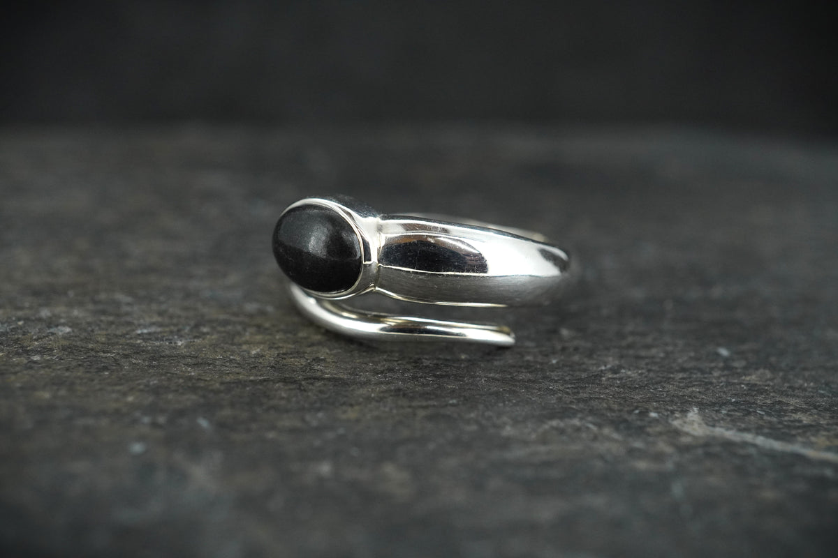 Edinburgh Castle Rock Sterling Silver Snake Ring