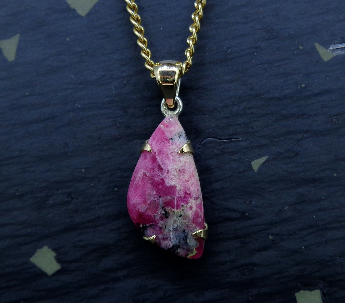 Rare Tugtupite Gemstone 18ct Gold & Sterling Silver Pendant