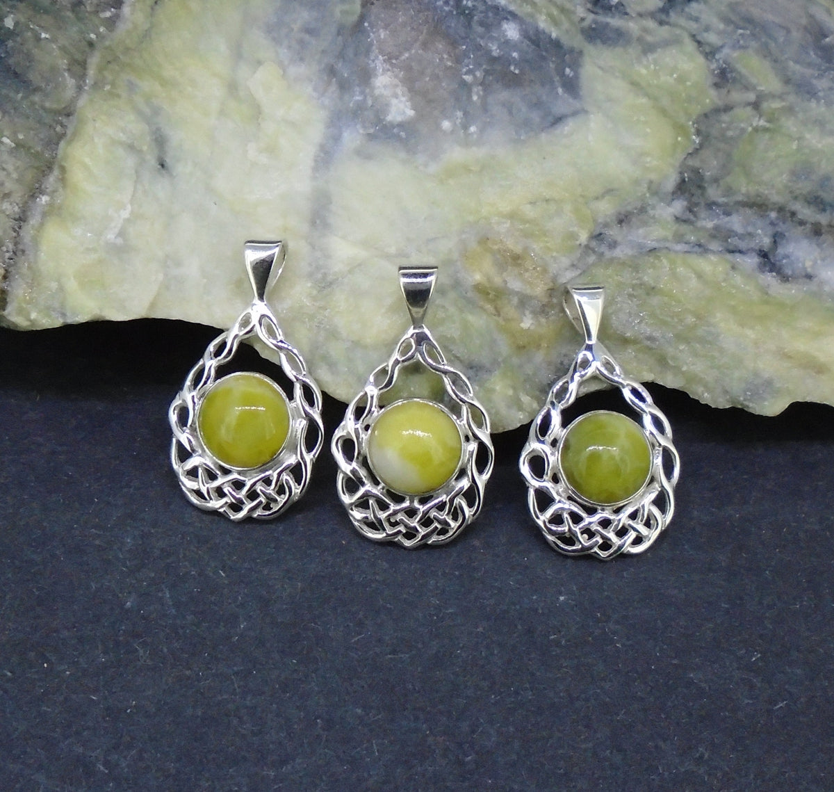 Highland Marble Celtic Cradle Sterling Silver Pendant