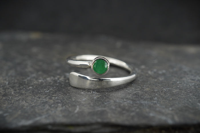 Circle Emerald Sterling Silver Wrap Ring