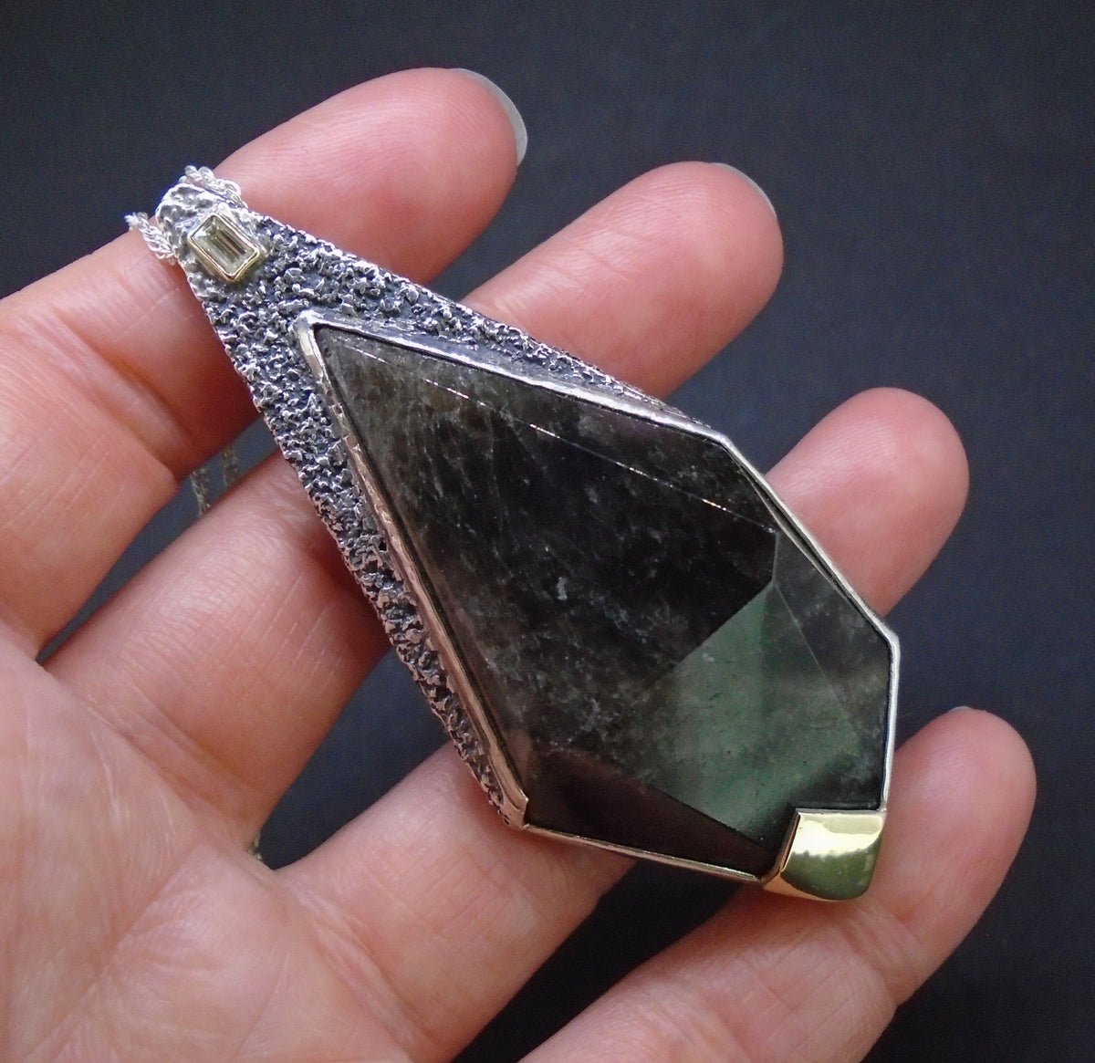'Cridhe na Beinne' Cairngorm Quartz & Diamond Scottish Gold & Silver Pendant