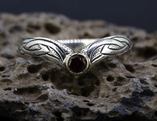 Knoydart Almodie Garnet & Scottish Gold Ring