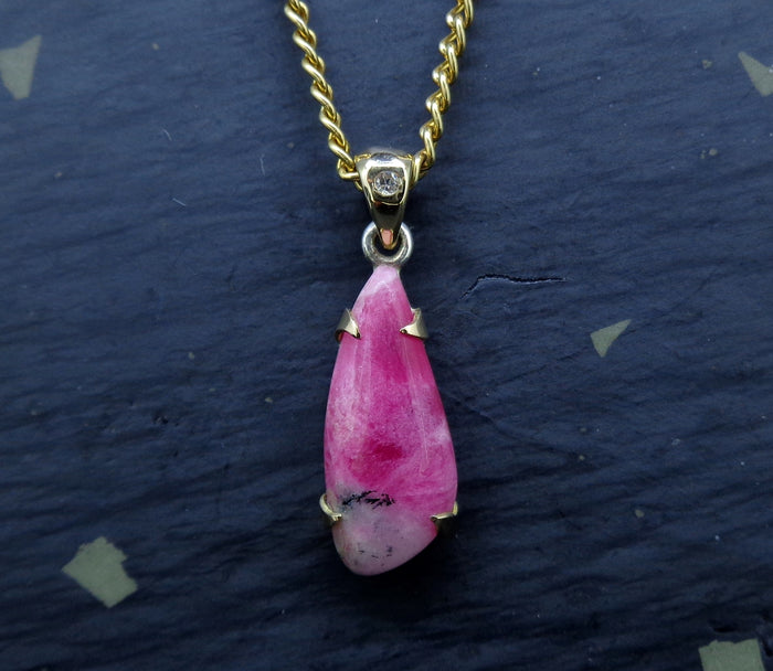 Rare Tugtupite Gemstone 18ct Gold & Sterling Silver Pendant