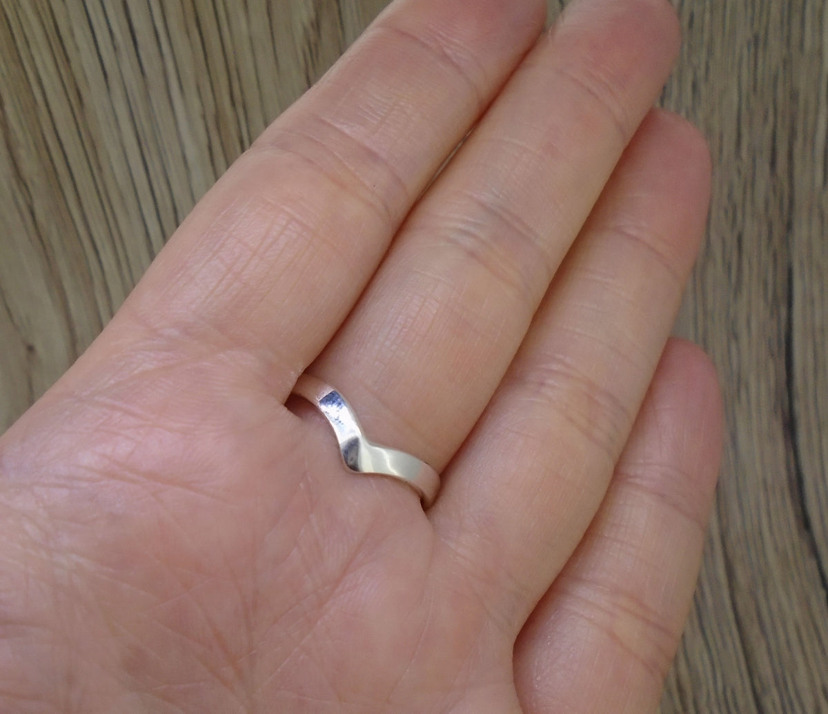 Old Willow Flow Blue Sterling Silver Adjustable Wave Ring