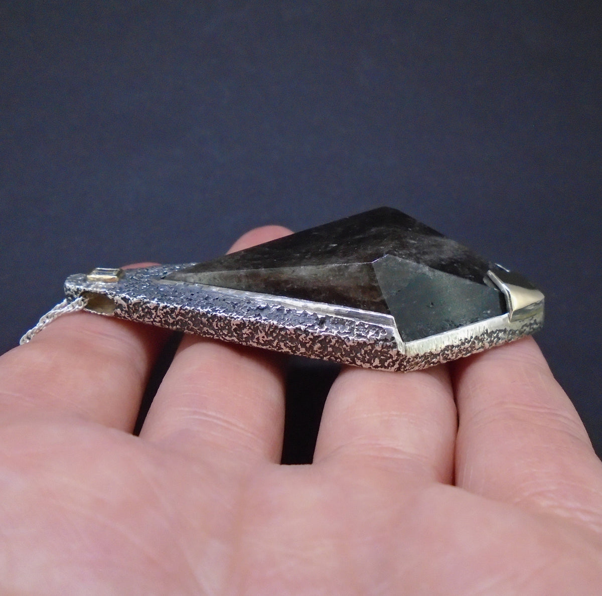 'Cridhe na Beinne' Cairngorm Quartz & Diamond Scottish Gold & Silver Pendant