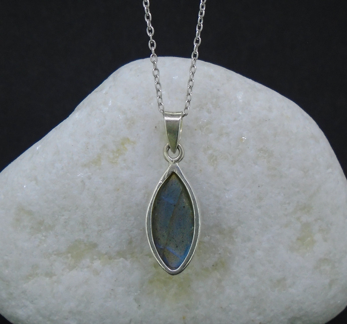Simple Labradorite Sterling Silver Pendant