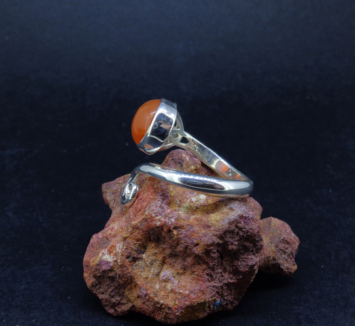Carnelian Sterling Silver Celtic Ring