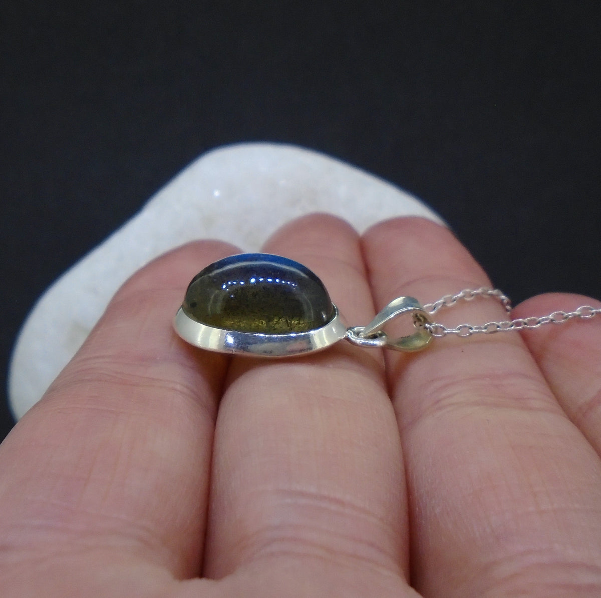 Simple Labradorite Sterling Silver Pendant