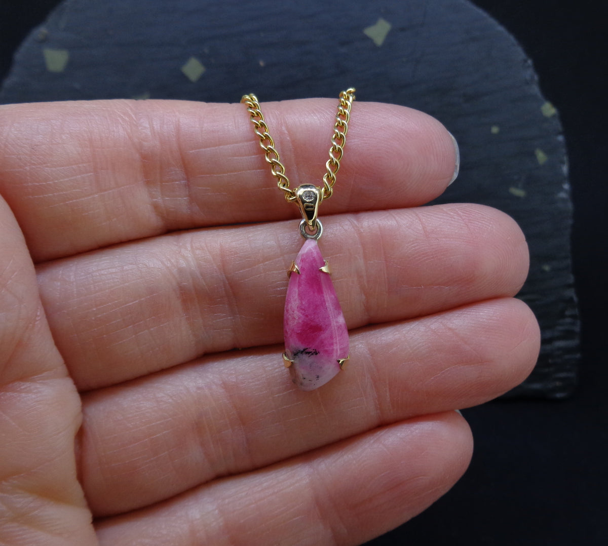 Rare Tugtupite Gemstone 18ct Gold & Sterling Silver Pendant