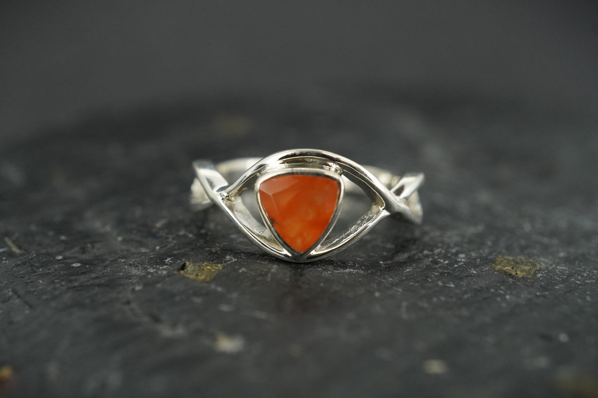 Scottish Carnelian Twisted Design Sterling Silver Ring
