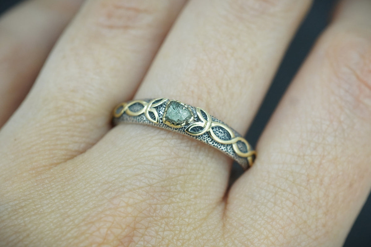 Green Scottish Sapphire Rough Shard with Scottish Gold Celtic Ring