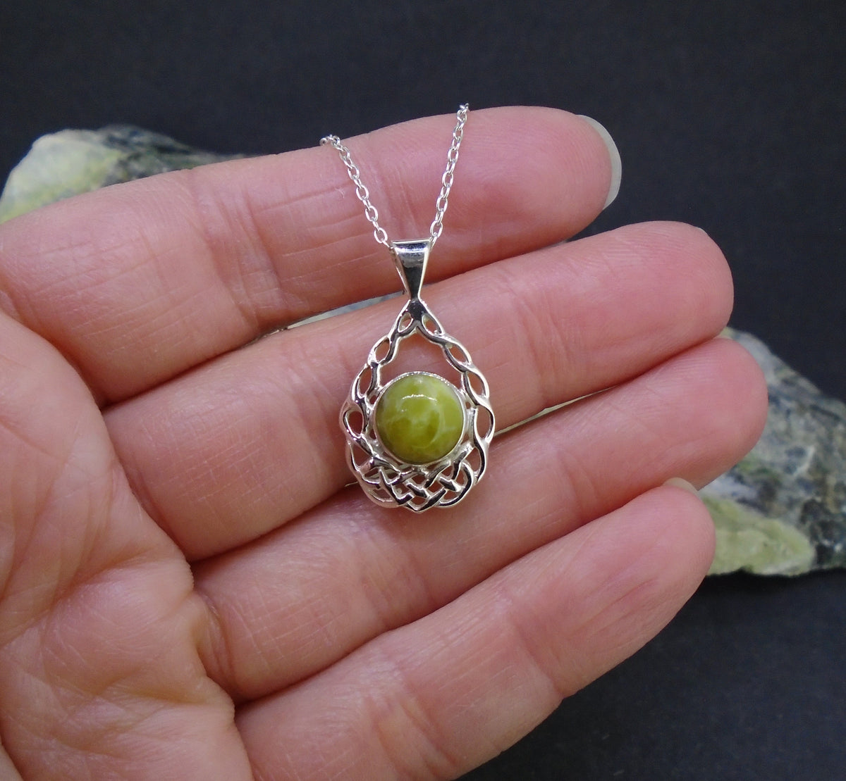 Highland Marble Celtic Cradle Sterling Silver Pendant