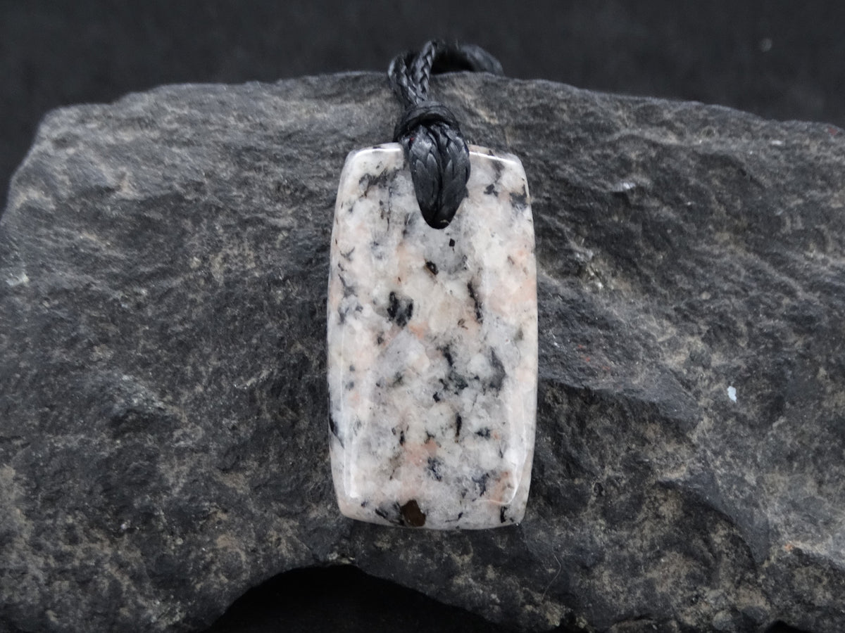 Edinburgh Royal Mile Cobblestone Corded Pendant
