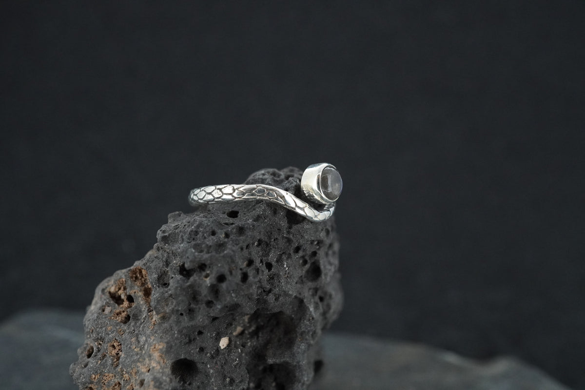 Labradorite Sterling Silver Serpent Ring