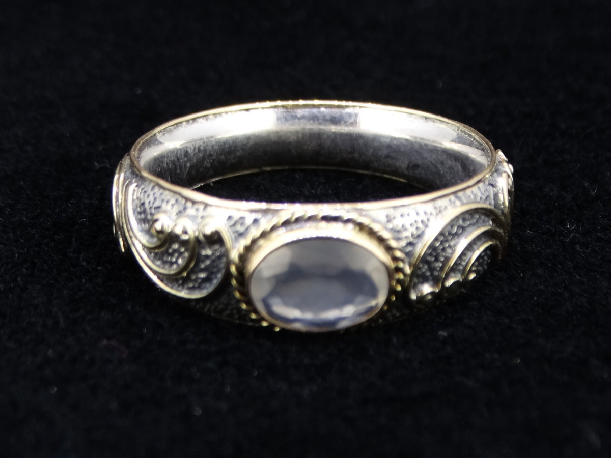 Scottish Chalcedony Scottish Gold and Sterling Silver Waves Ring