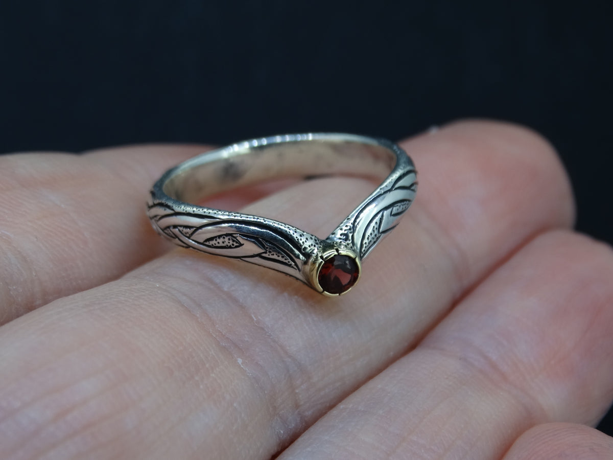 Knoydart Almodie Garnet & Scottish Gold Ring
