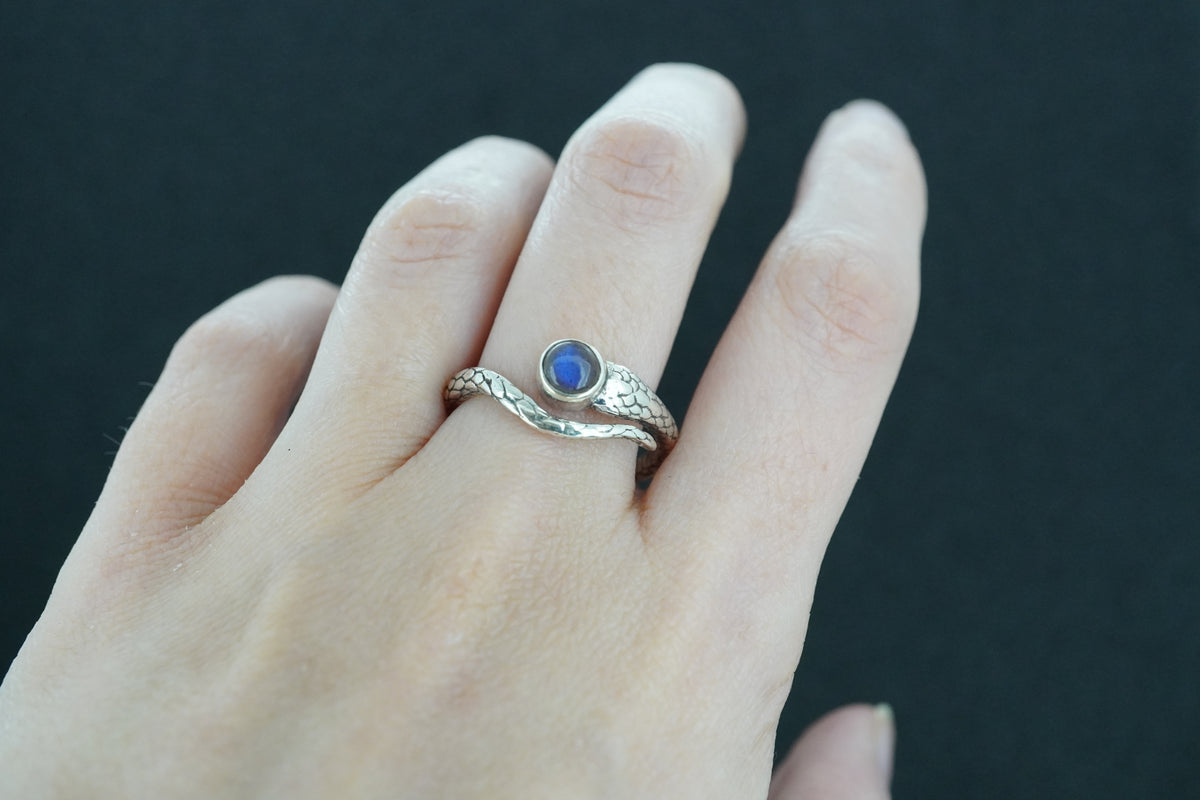 Labradorite Sterling Silver Serpent Ring