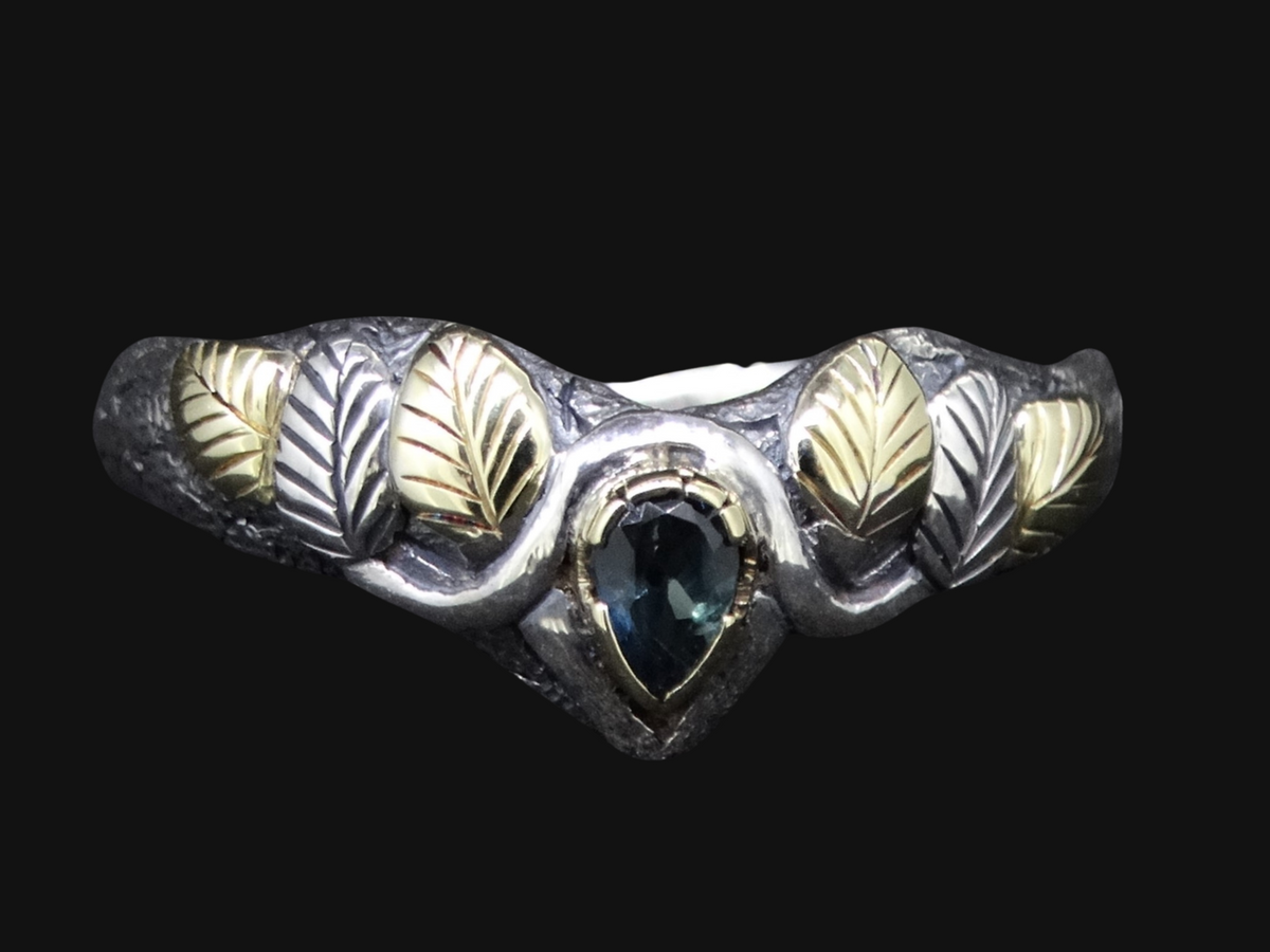 Scottish Sapphire with Scottish Gold, Sterling Silver Ring