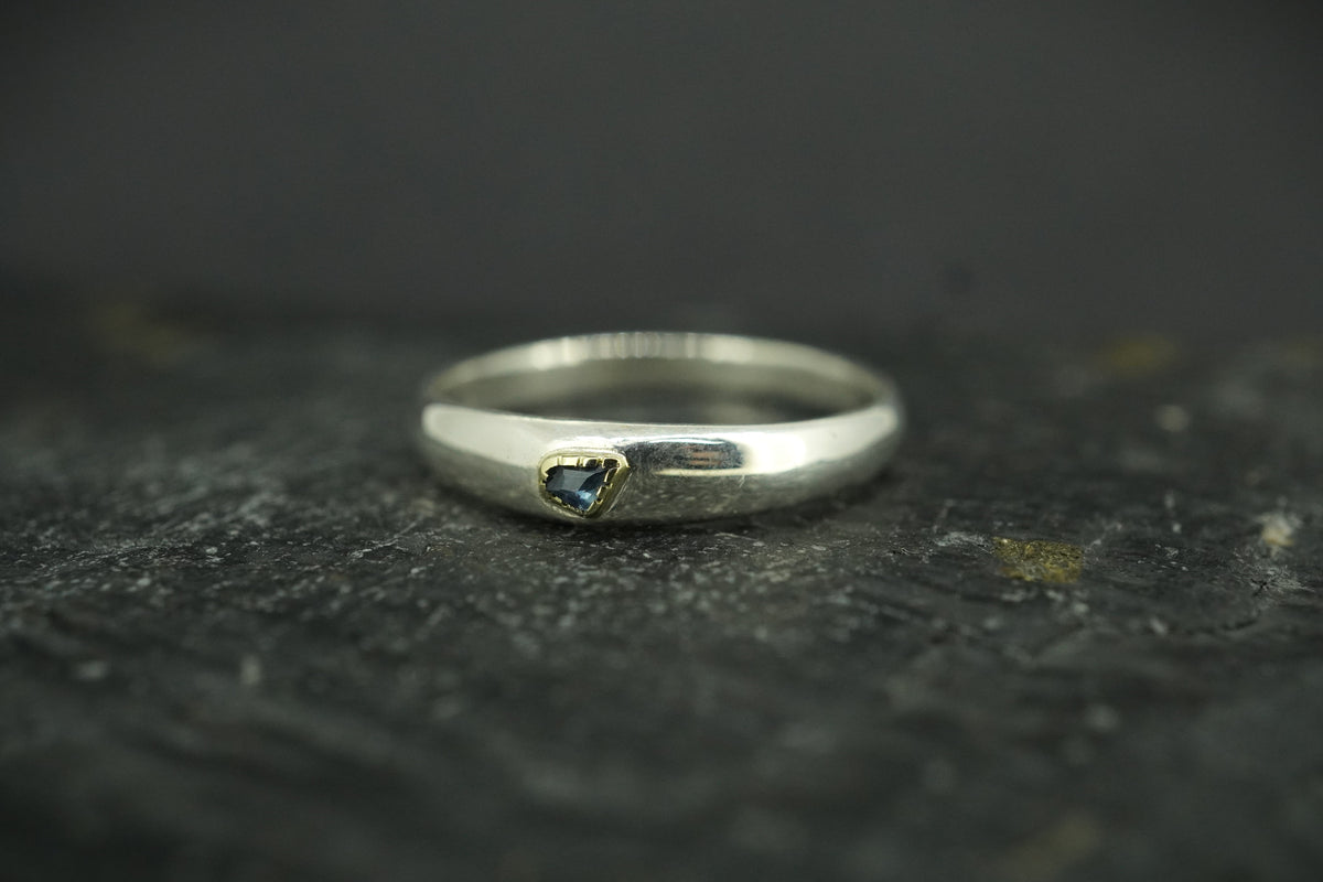 Scottish Sapphire with Scottish Gold & Sterling Silver Ring