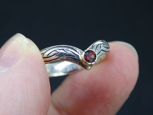 Knoydart Almodie Garnet & Scottish Gold Ring