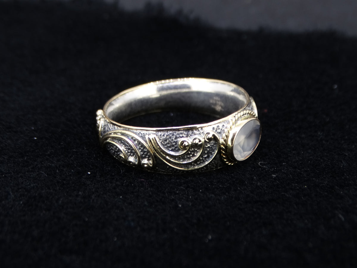 Scottish Chalcedony Scottish Gold and Sterling Silver Waves Ring