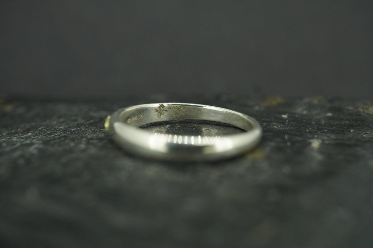 Scottish Sapphire with Scottish Gold & Sterling Silver Ring