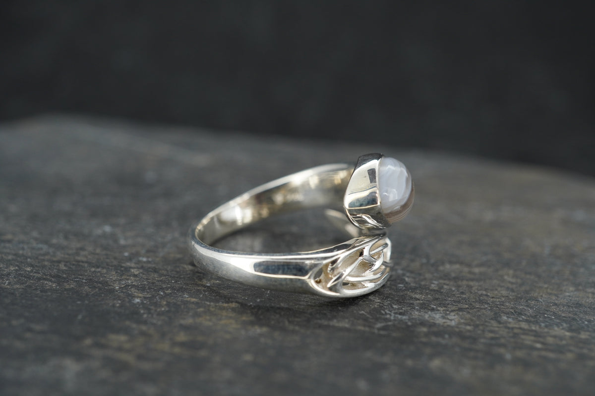 Scottish Ardownie Agate Sterling Silver Tail Ring