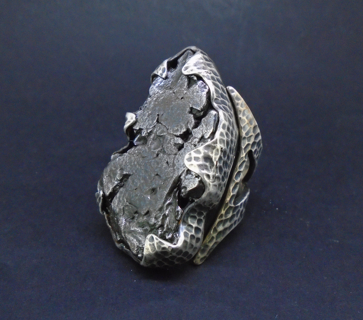 'Star-kindler' Colossal Meteorite Sterling Silver Ring